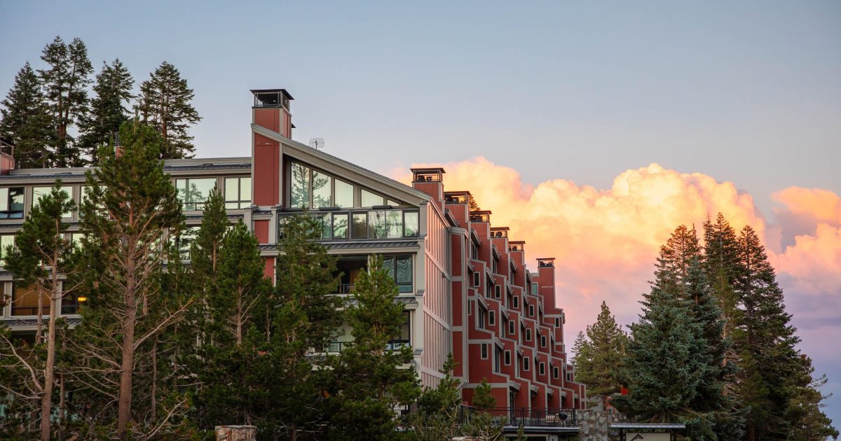 Condominiums Visit Mammoth